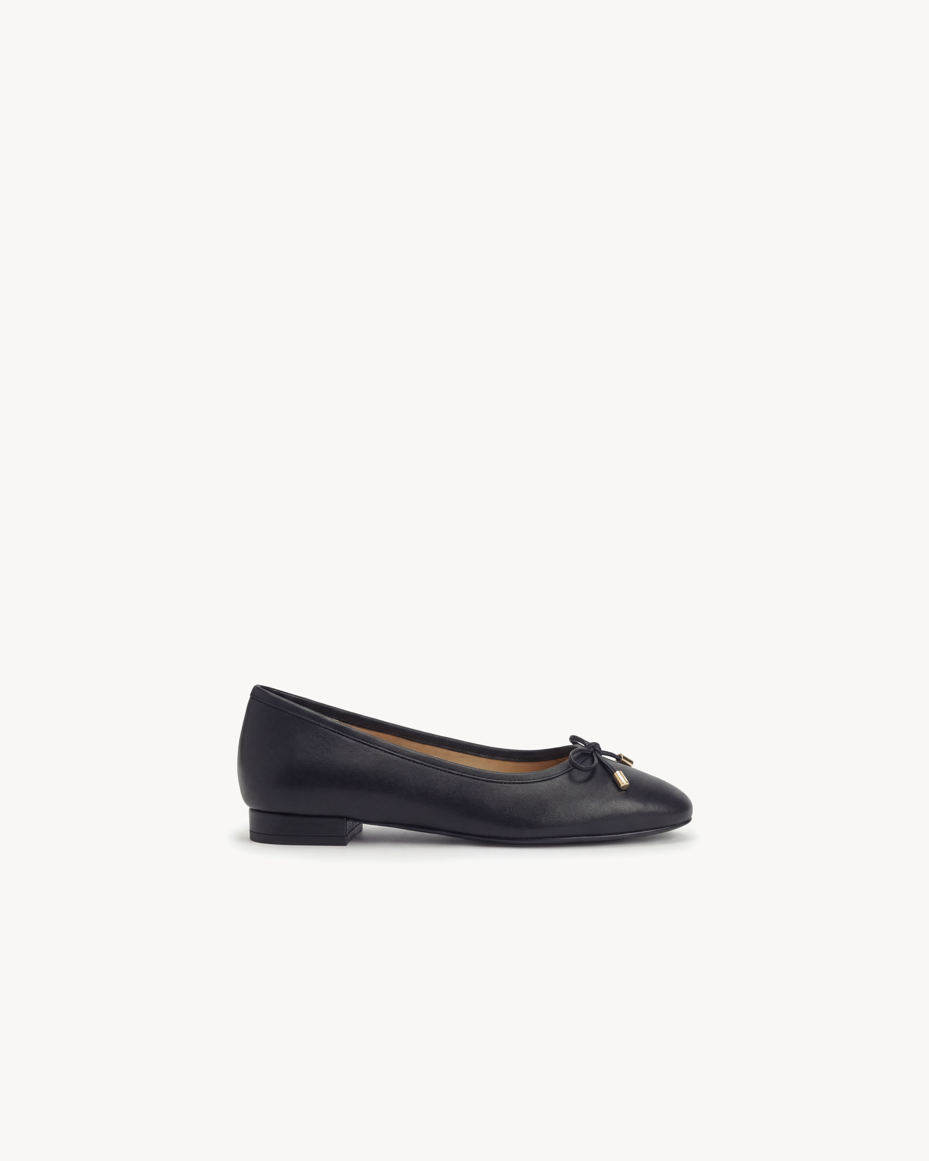Amelia Flats