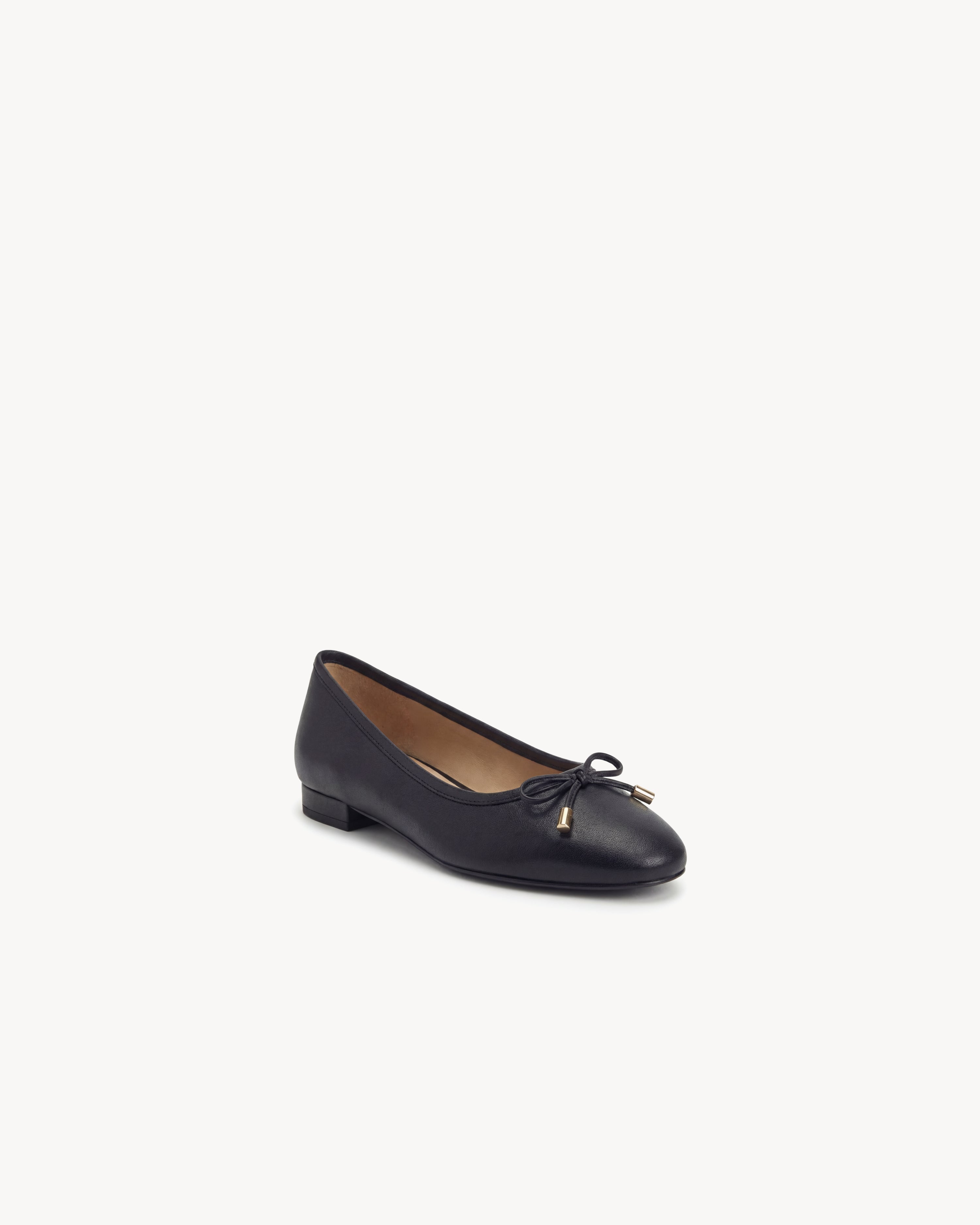 Amelia Flats