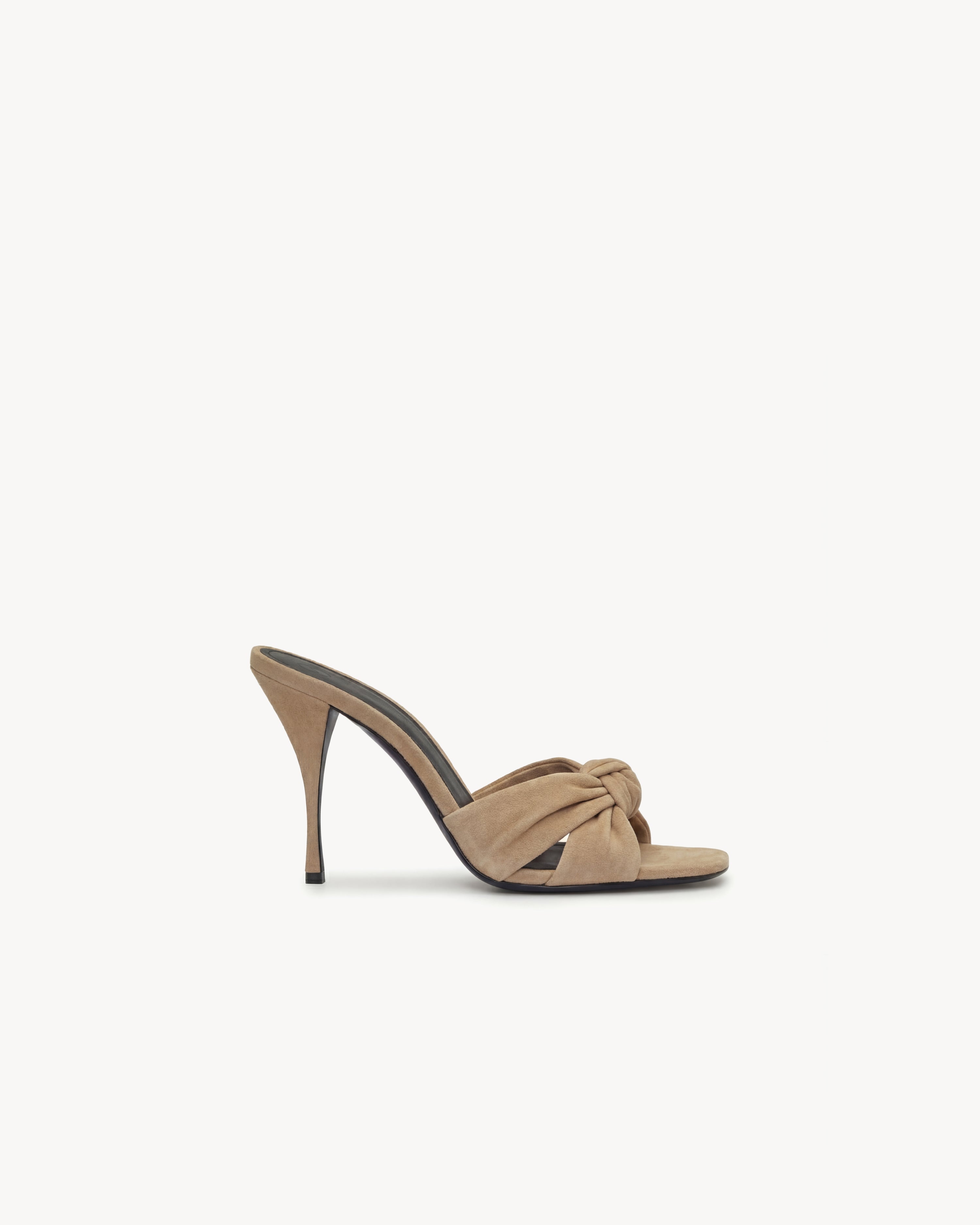 Marilyn Mules 110