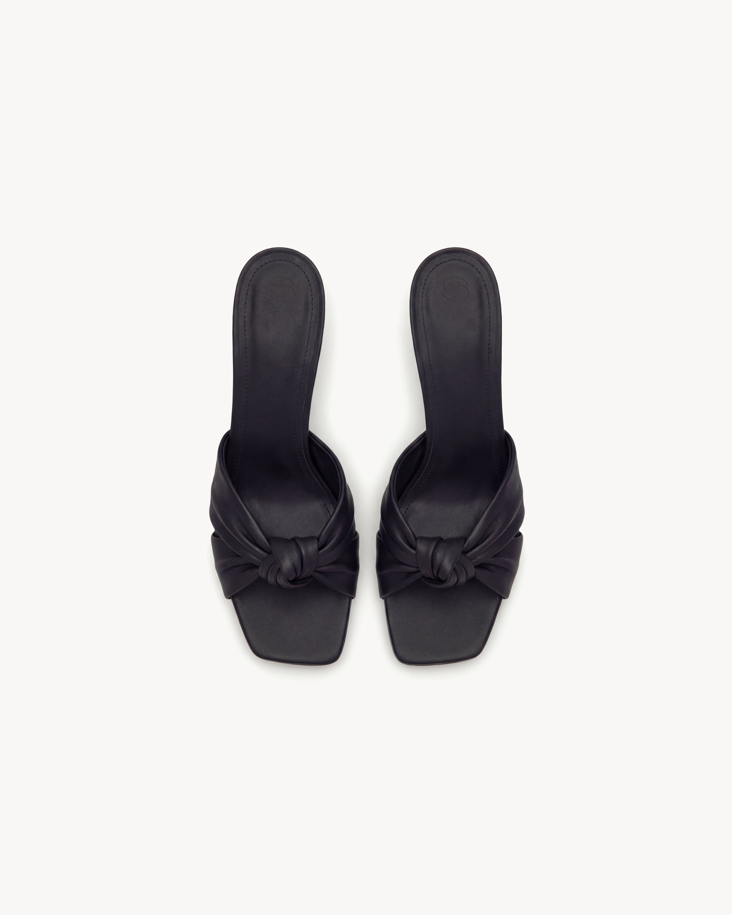 Marilyn Mules 75