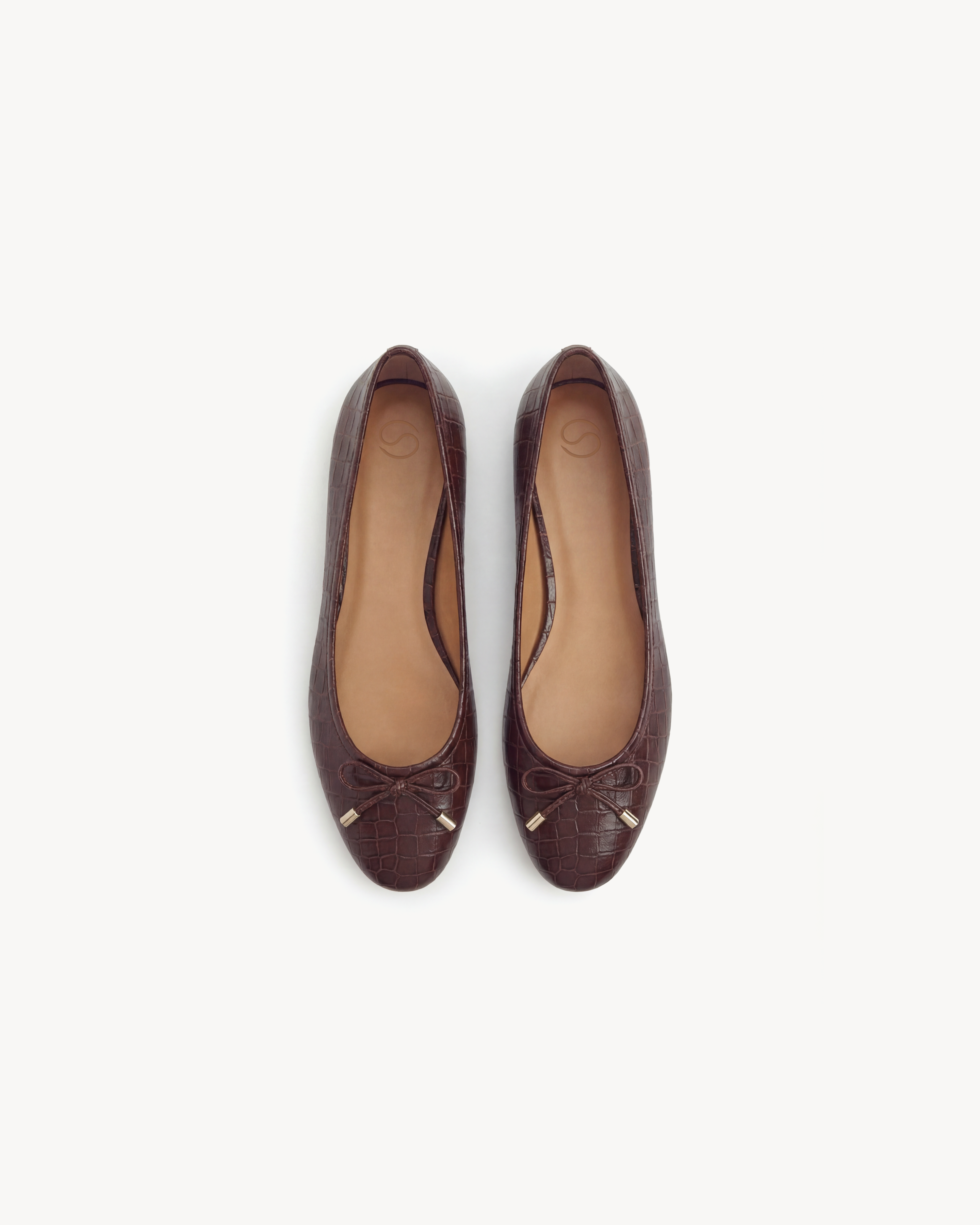Amelia Flats