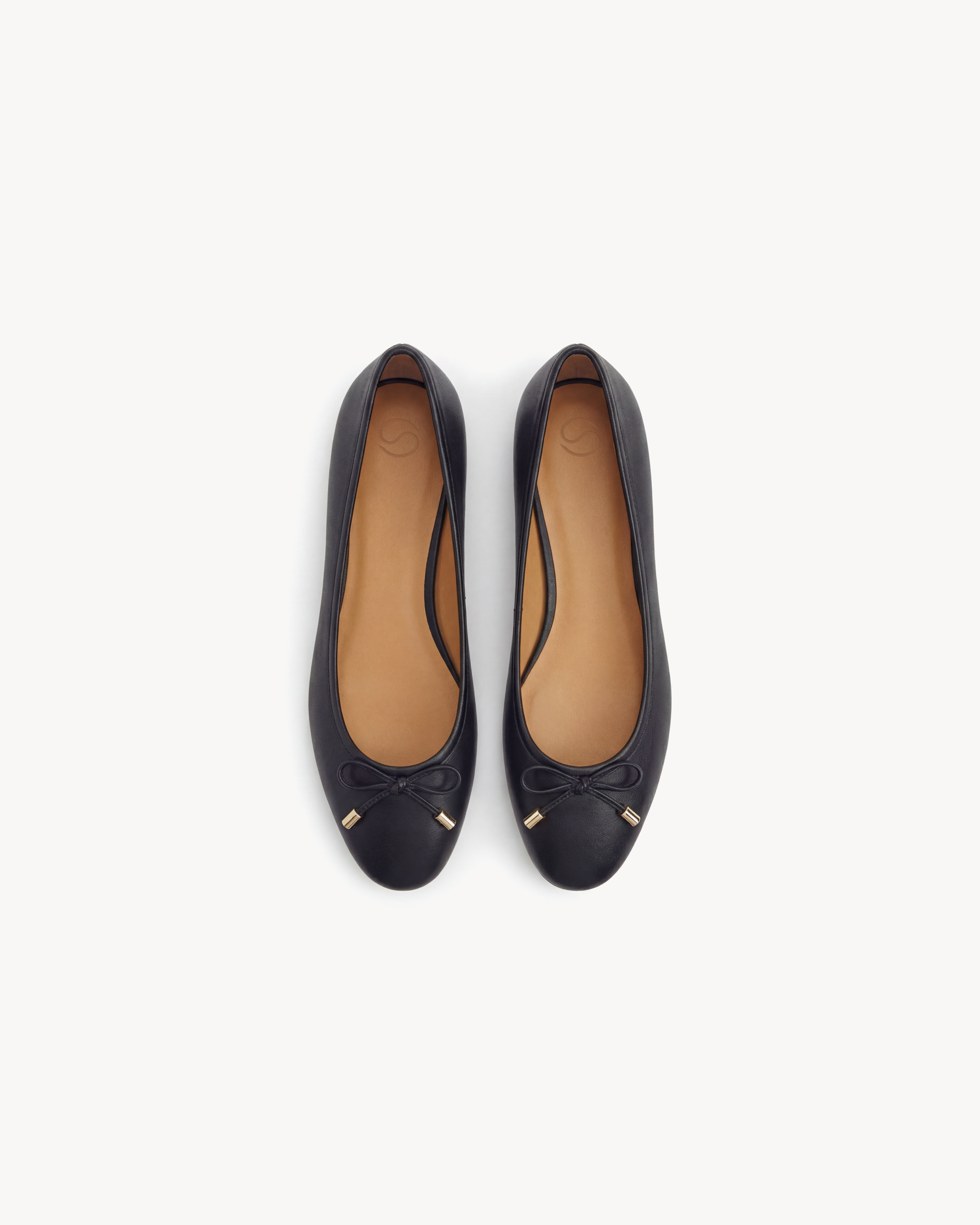 Amelia Flats