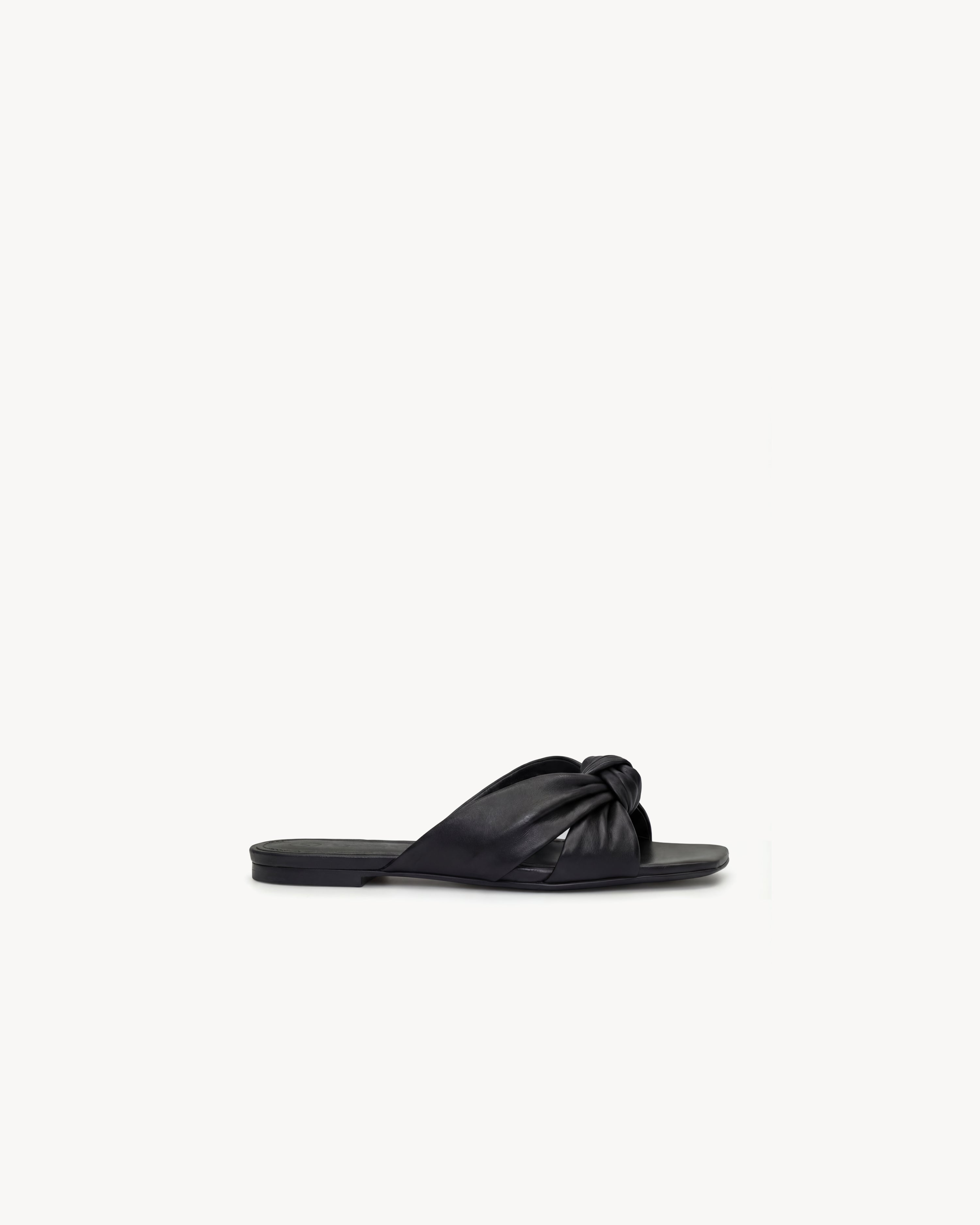 Marilym Mules 05