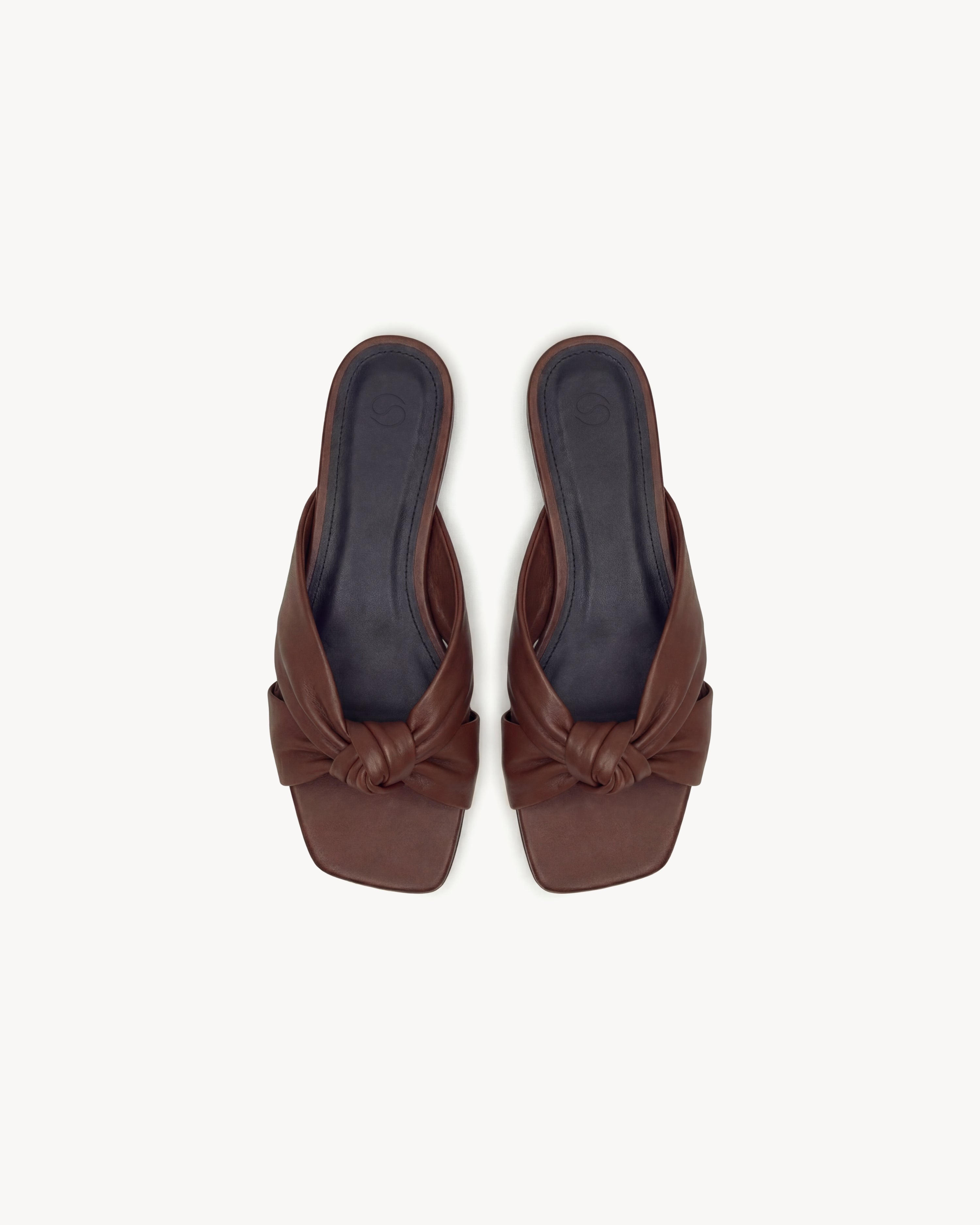 Marilym Mules 05