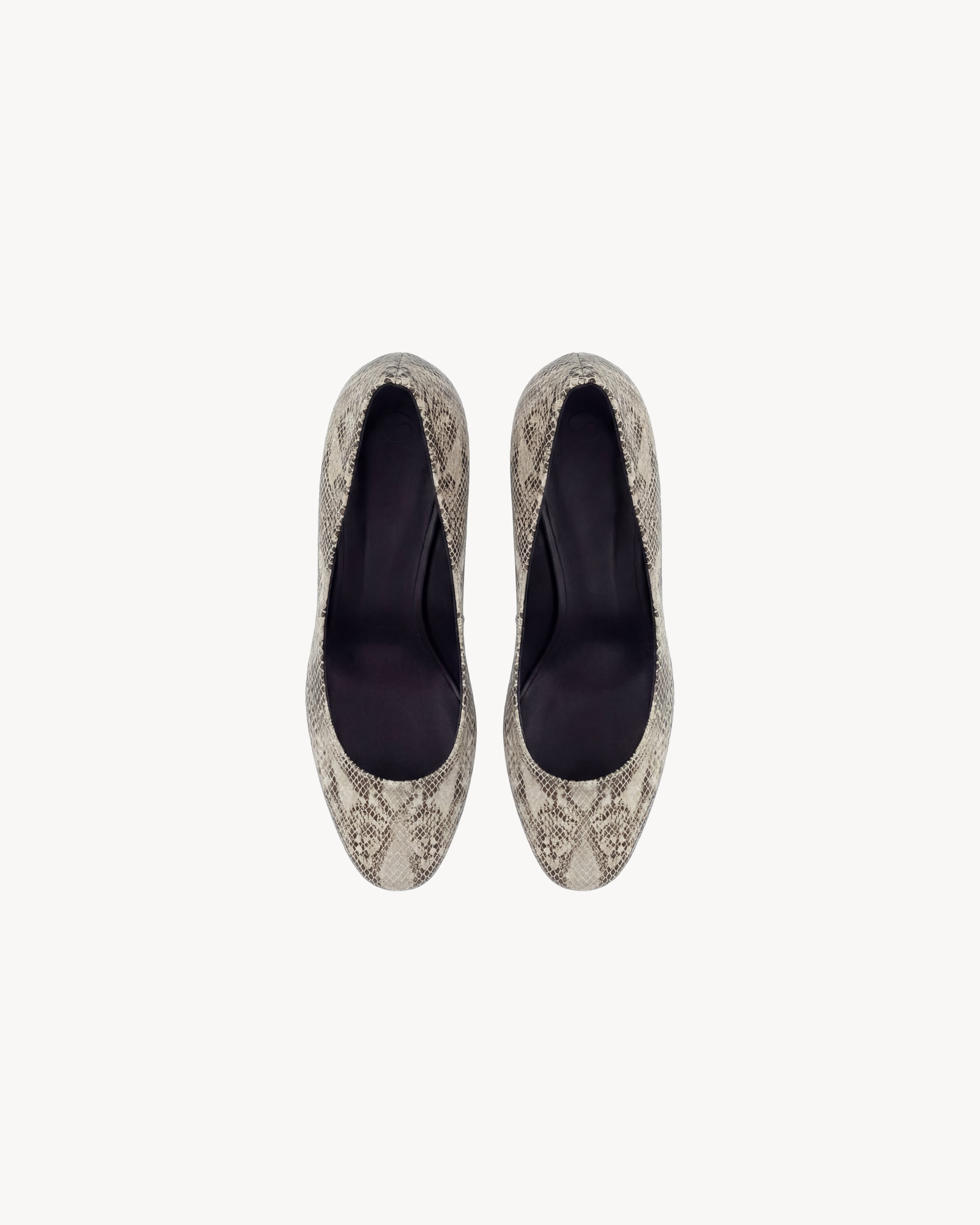 Edith Pumps